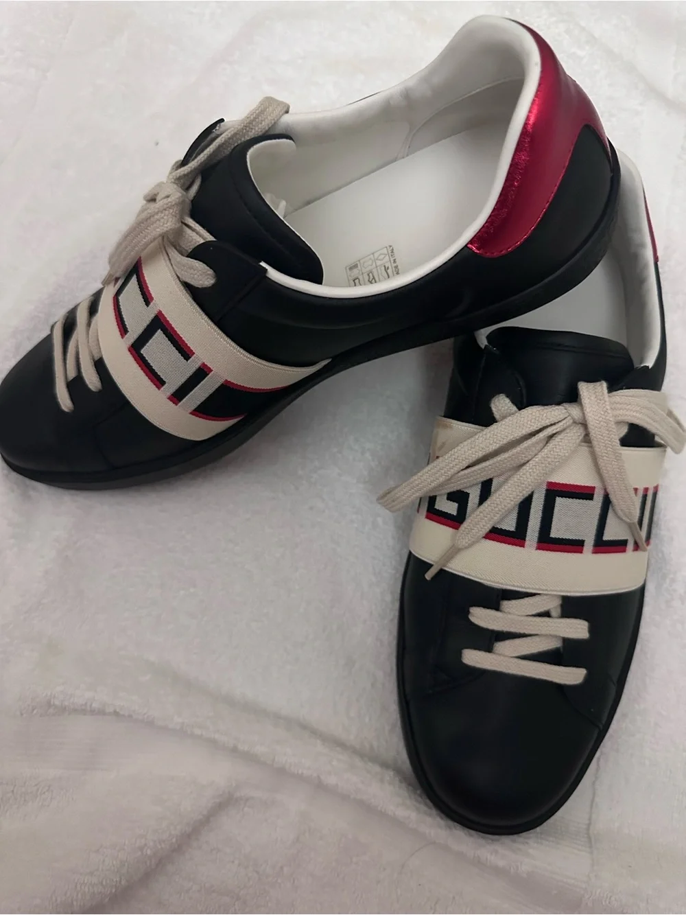 Gucci Black Leather Sneakers with Cream Strap and Red Accent
